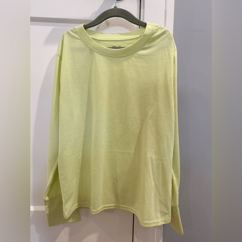 Zella Soft Lime Long Sleeve Top
